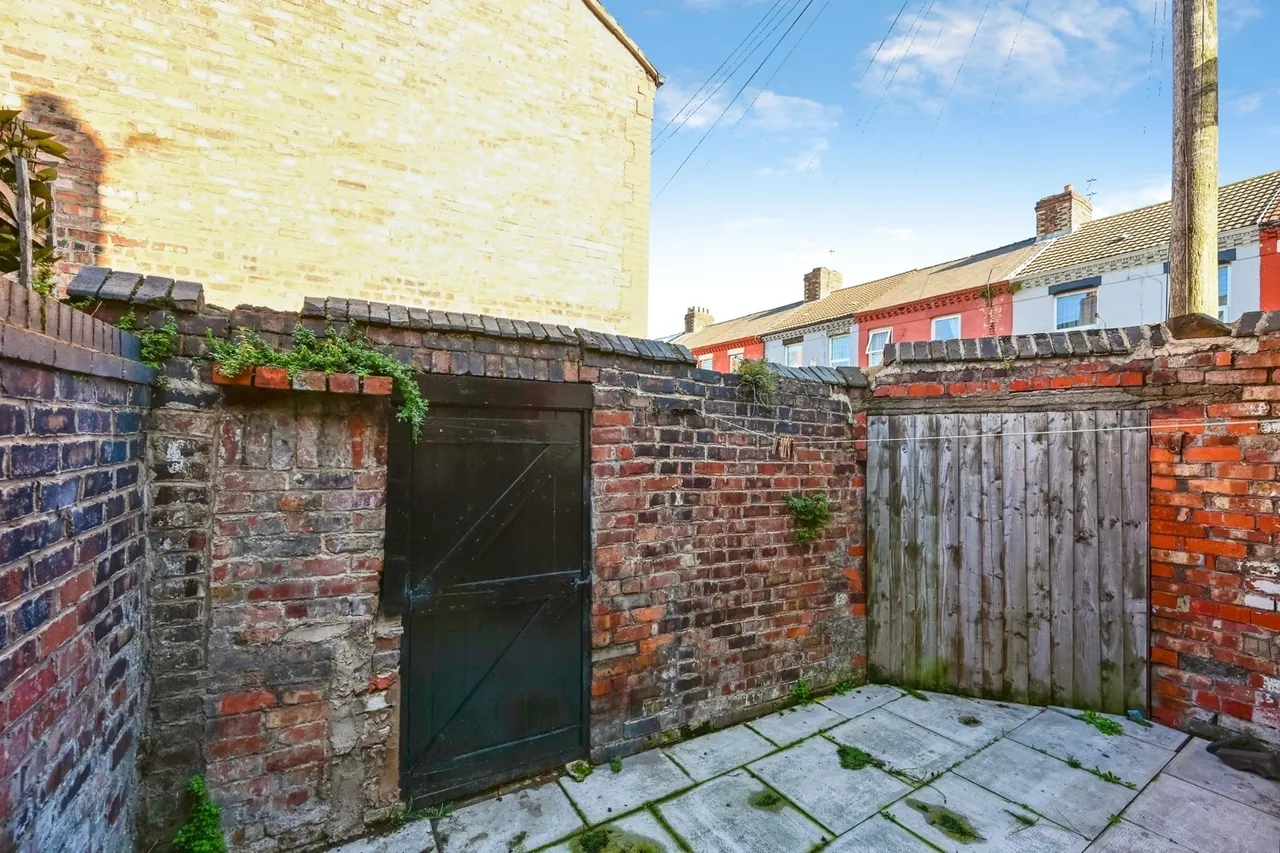 Edge Lane, Fairfield, L7, photo 13