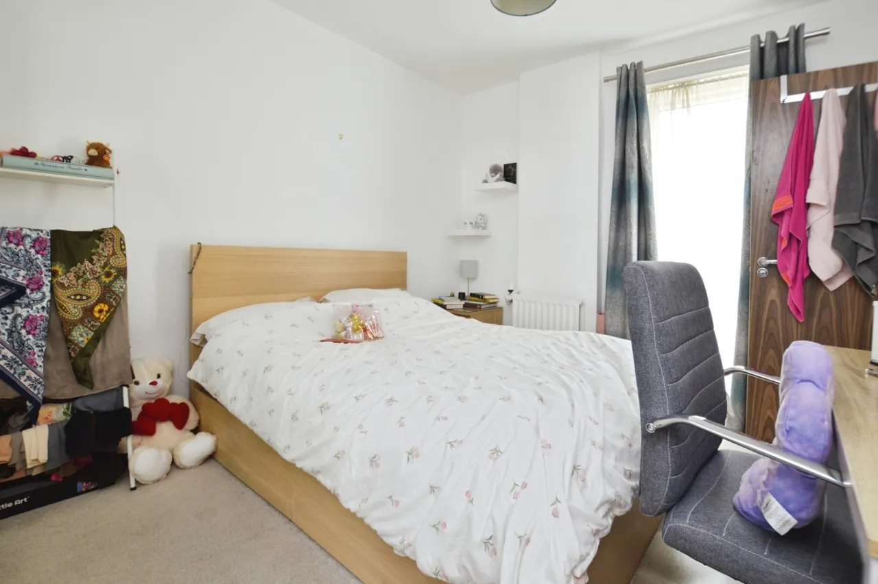 Handley Page Road, Barking, IG11, photo 10