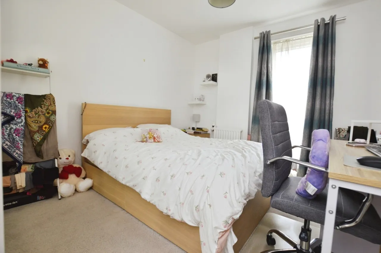 Handley Page Road, Barking, IG11, photo 14