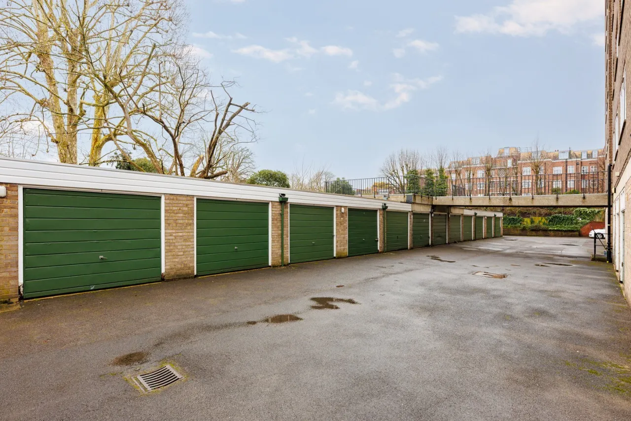 Putney Hill, London, SW15, photo 8
