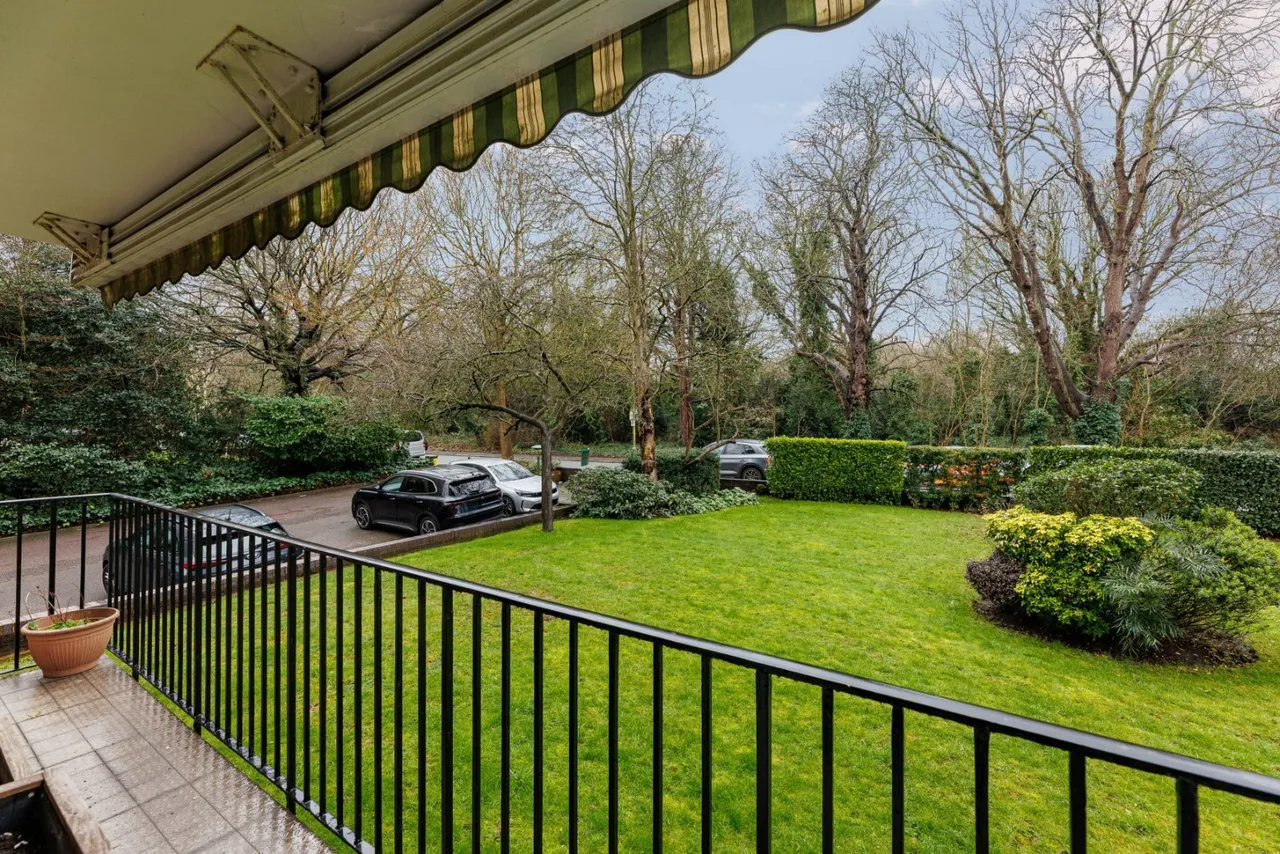 Putney Hill, London, SW15, photo 6