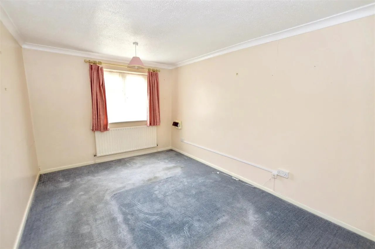 Elsden Close, Holt, NR25, photo 13