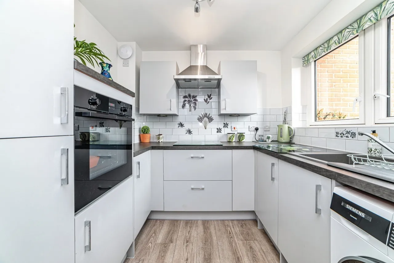 London Road, Basingstoke, RG21, photo 4