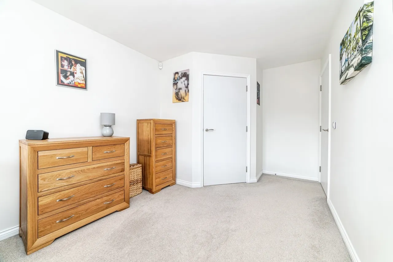 London Road, Basingstoke, RG21, photo 14