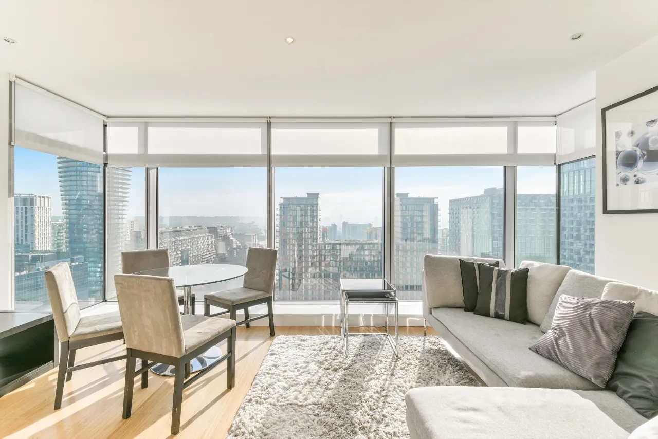 2 bed flat for sale, Pan Peninsula Square, Canary Wharf, E14