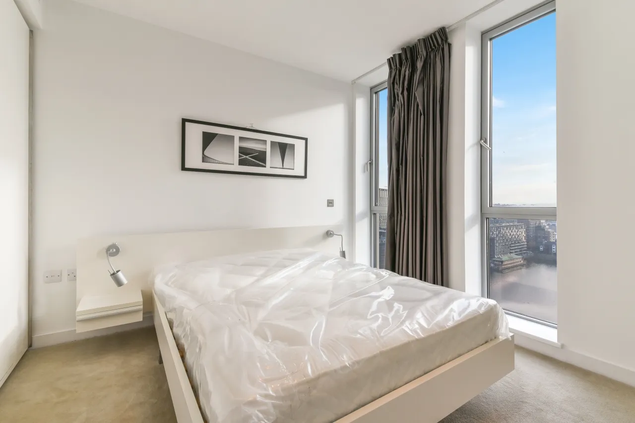 Pan Peninsula Square, Canary Wharf, E14, photo 6