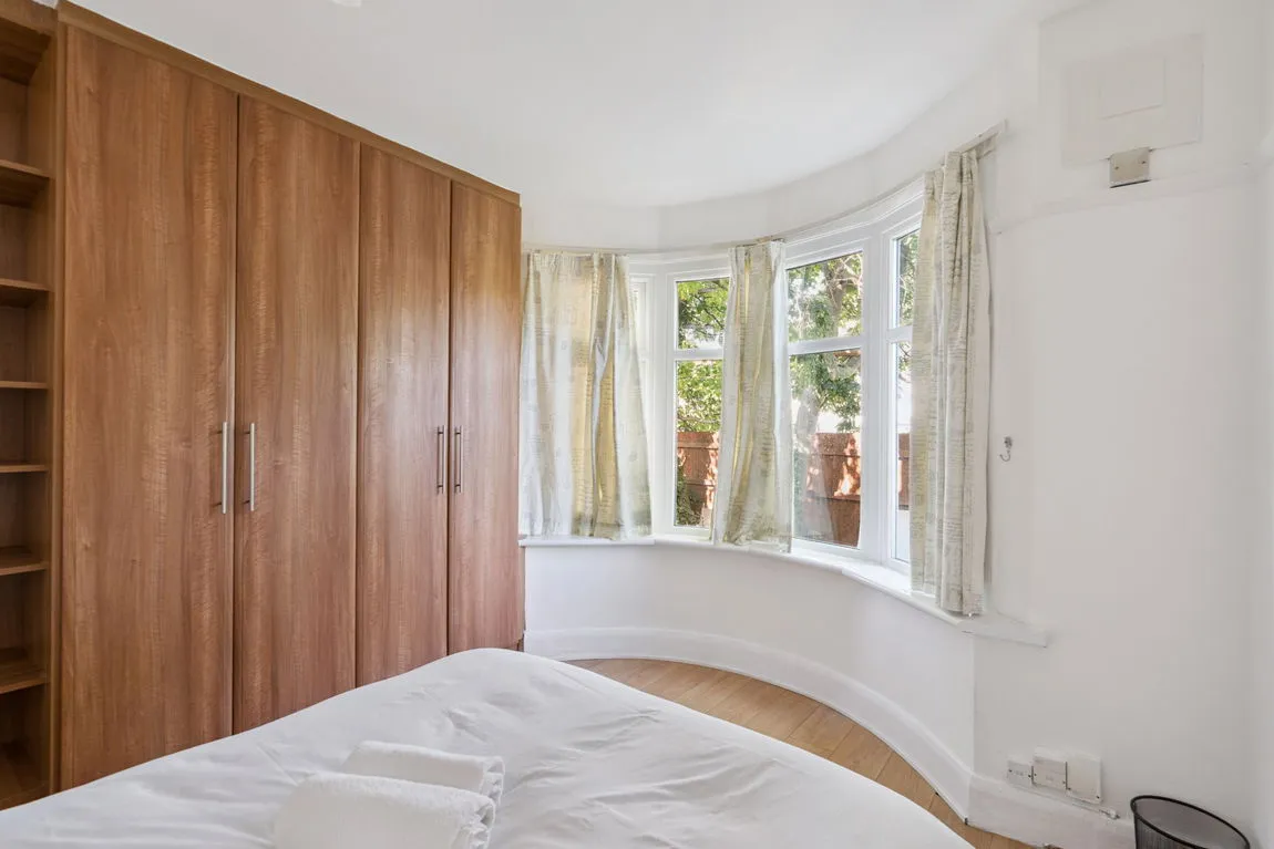 West End Court, Pinner, HA5, photo 10