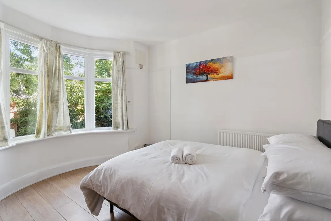 West End Court, Pinner, HA5, photo 9