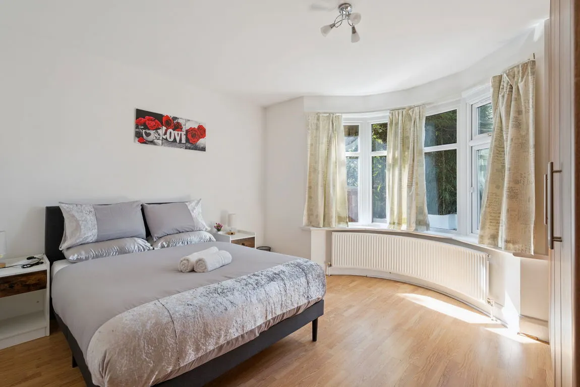 West End Court, Pinner, HA5, photo 7