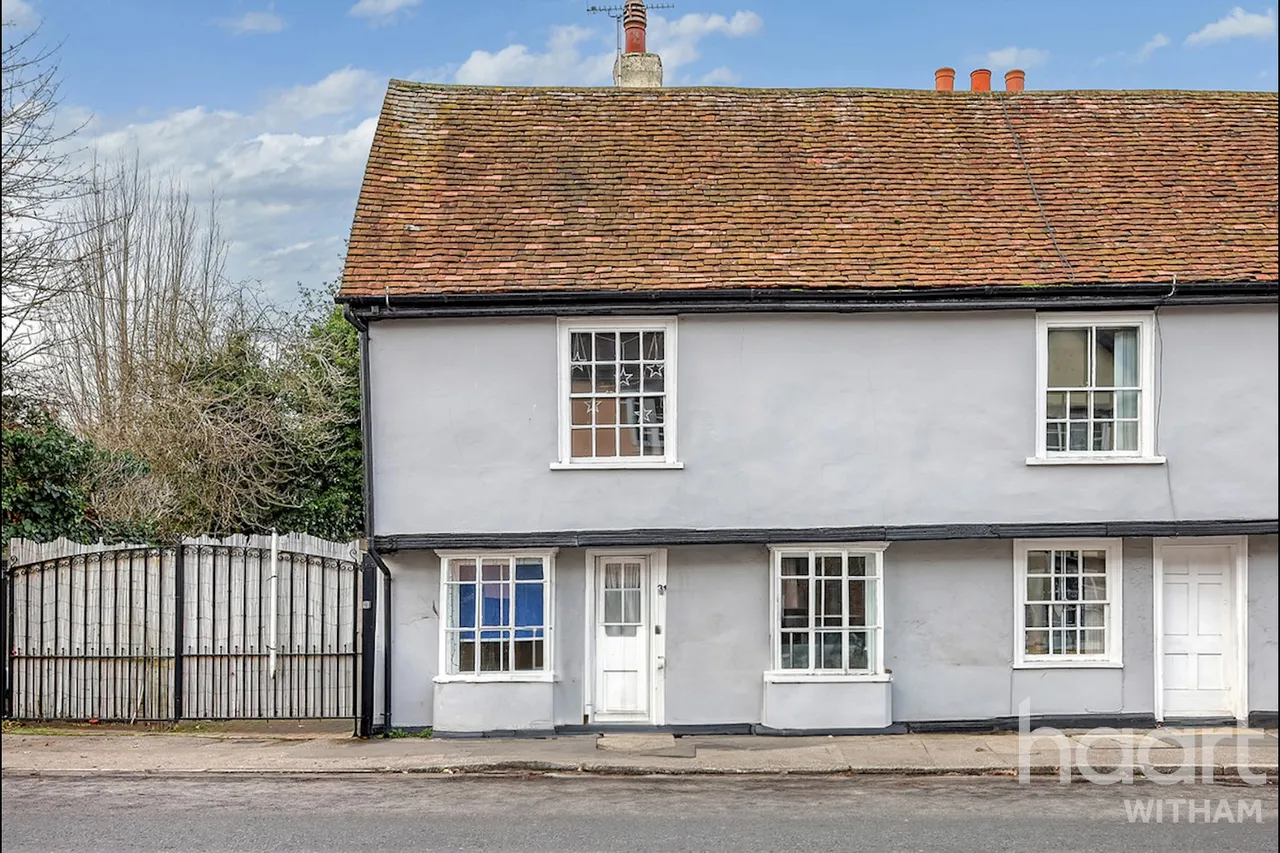 3 bed house for sale, High Street, Kelvedon, CO5