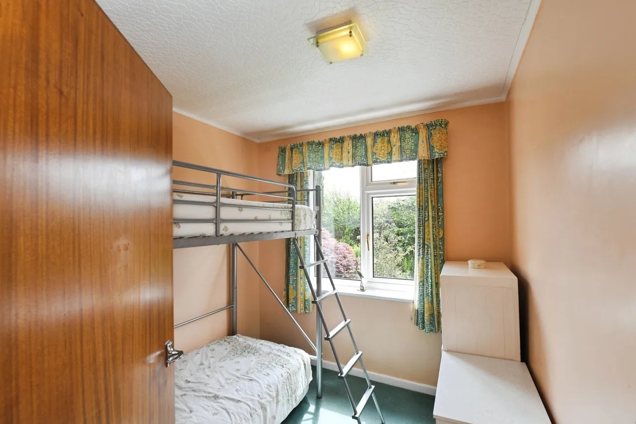 Albany Close, Goonown, TR5, photo 12