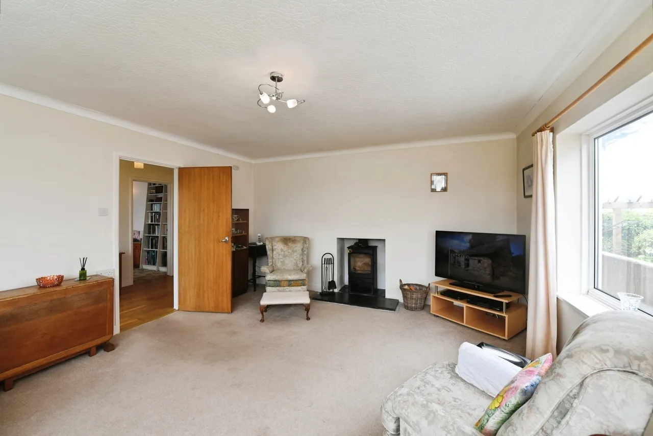 Albany Close, Goonown, TR5, photo 7