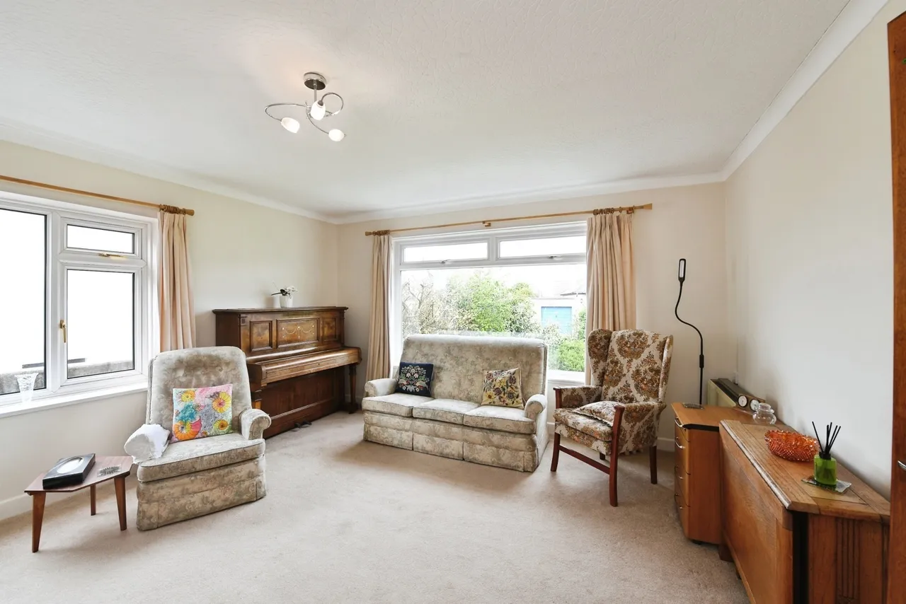 Albany Close, Goonown, TR5, photo 6