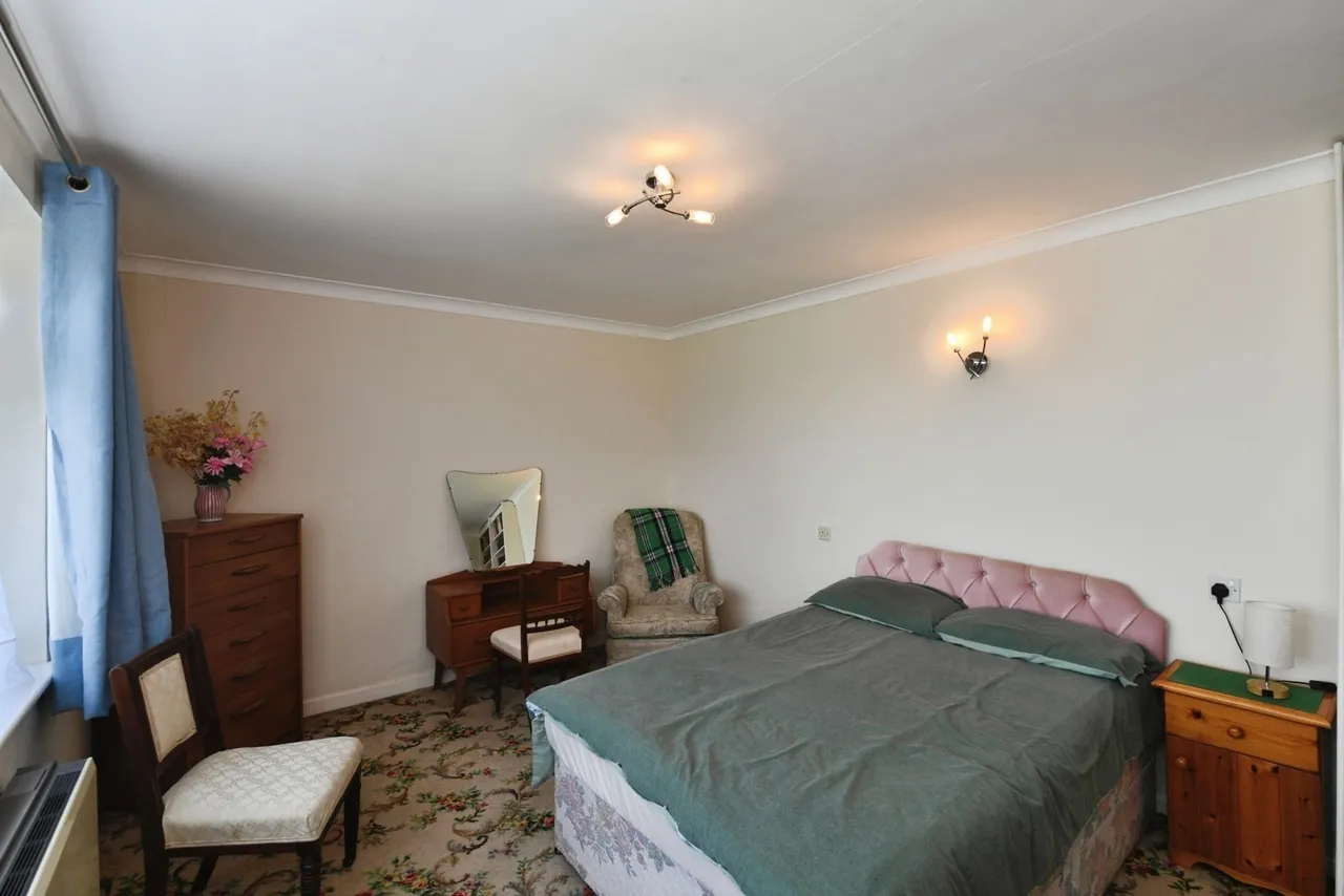 Albany Close, Goonown, TR5, photo 8
