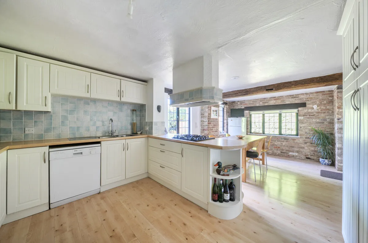 West Chiltington, RH20 2QU, photo 3