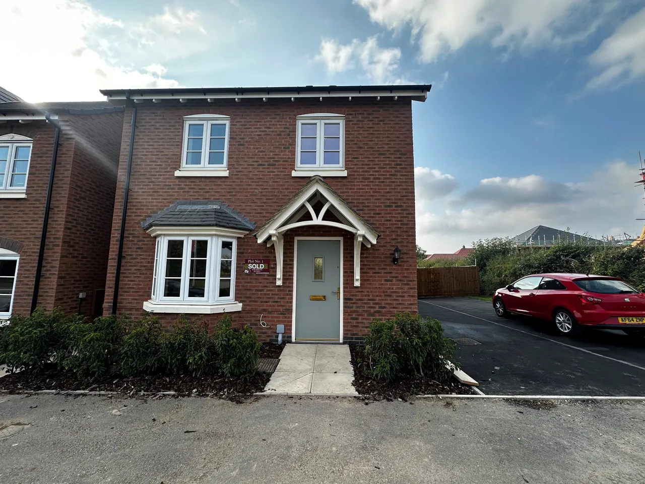 3 bed house to rent, Dee Way, New Lubbesthorpe, LE19