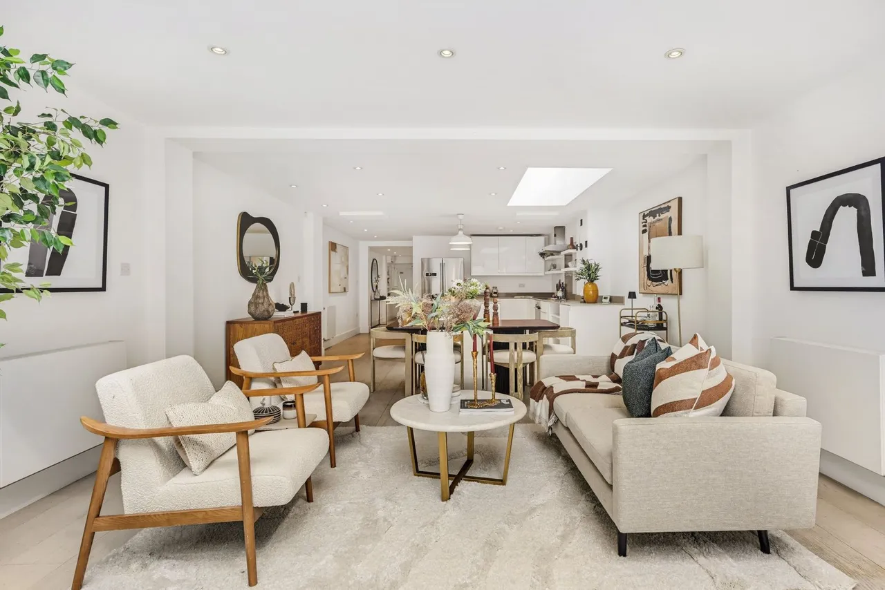 2 bed flat for sale — Ifield Road, London, SW10 9AA