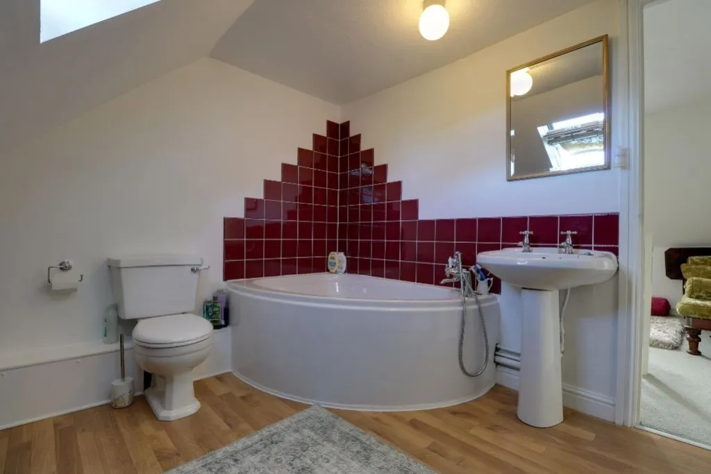 New Row, Corby Glen, NG33, photo 15