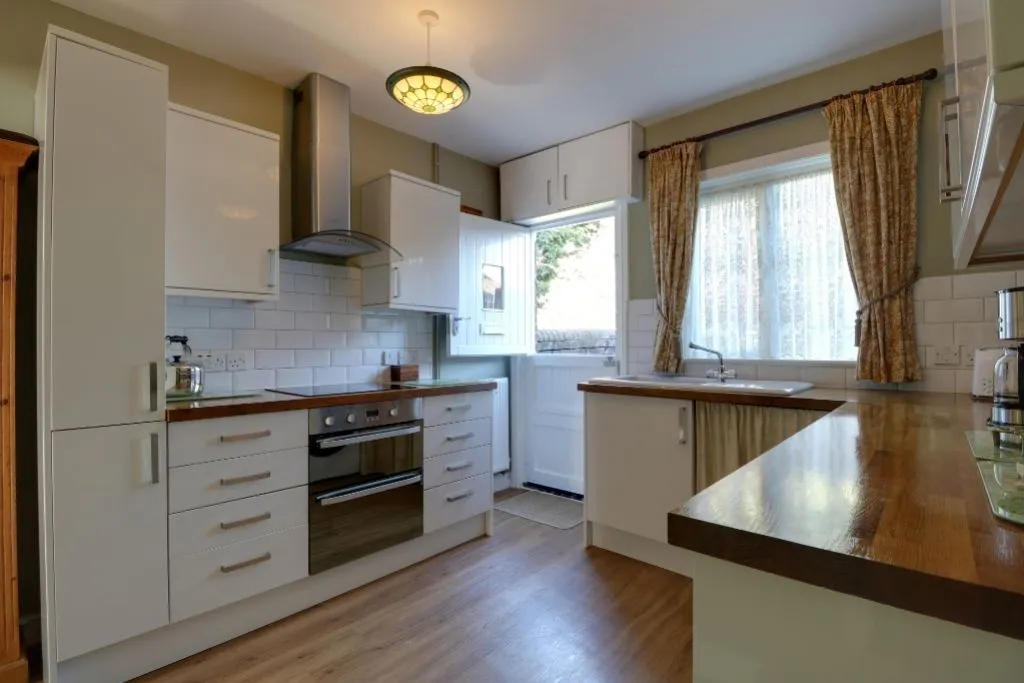 New Row, Corby Glen, NG33, photo 7