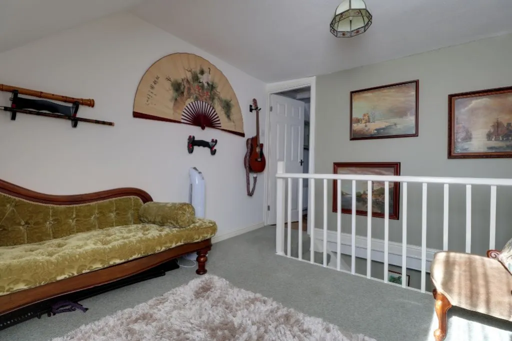 New Row, Corby Glen, NG33, photo 12