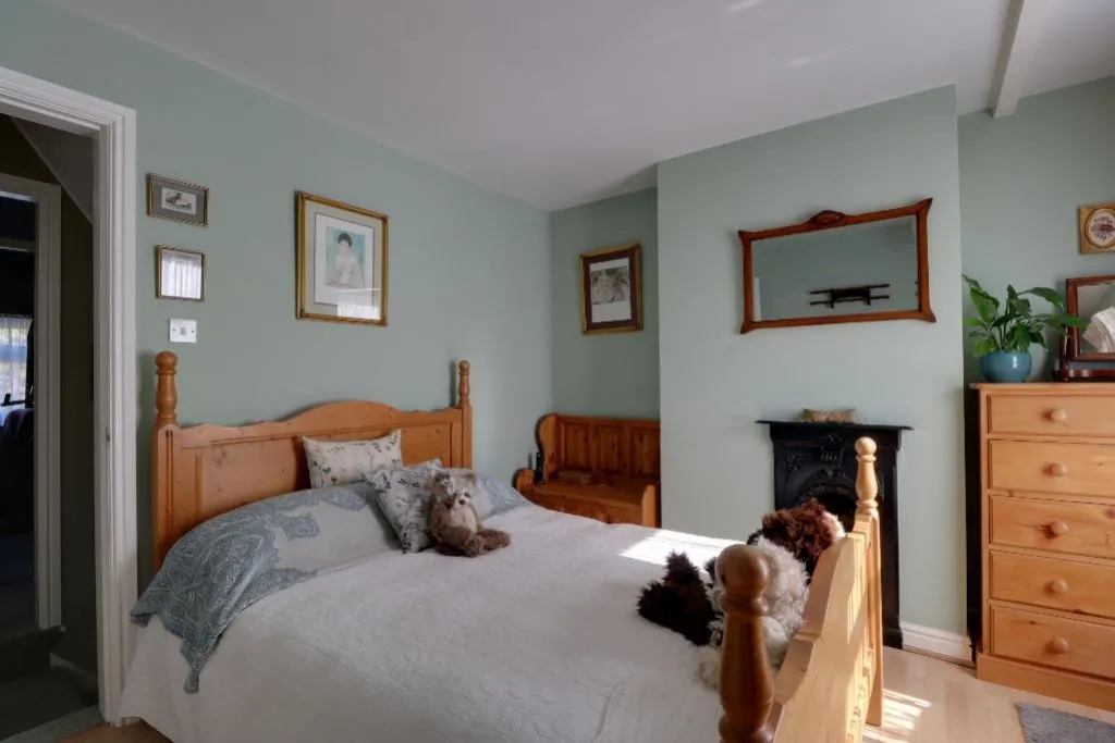 New Row, Corby Glen, NG33, photo 10