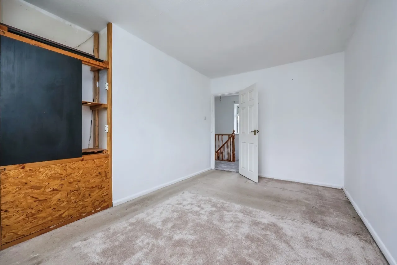 Dovenby Road, Clifton, Nottingham, NG11, photo 9