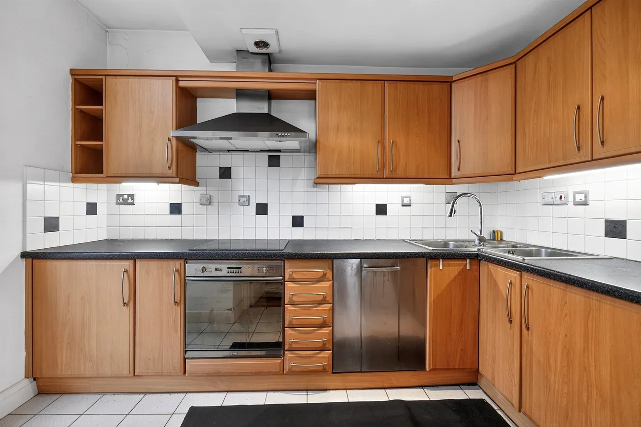 Devonhurst Place, London, W4, photo 7