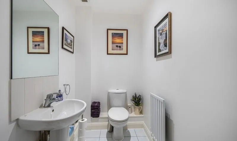Grosvenor Road, Epsom, KT18, photo 9