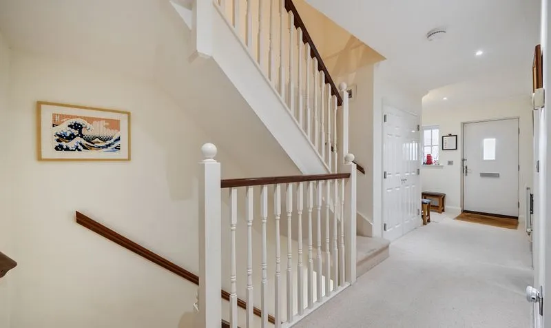 Grosvenor Road, Epsom, KT18, photo 5