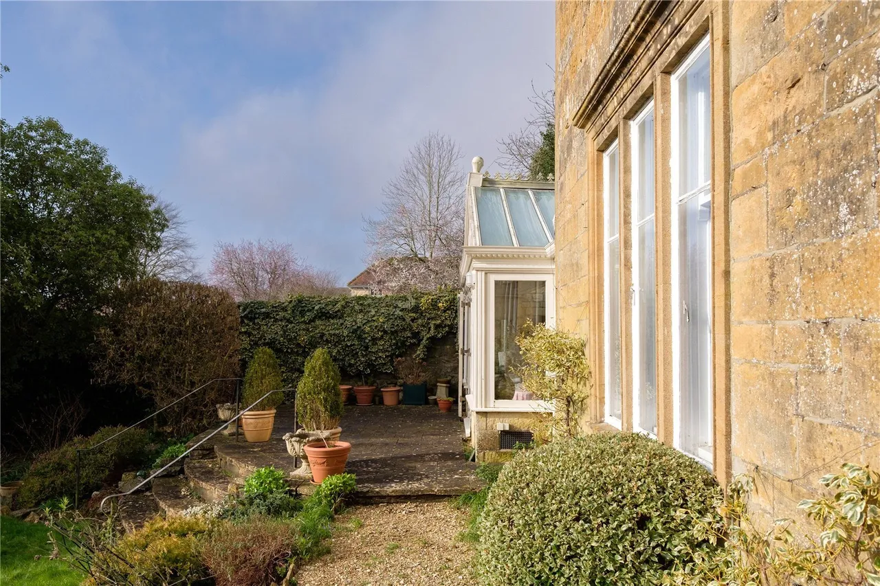 St. Swithins Road, Sherborne, DT9, photo 13