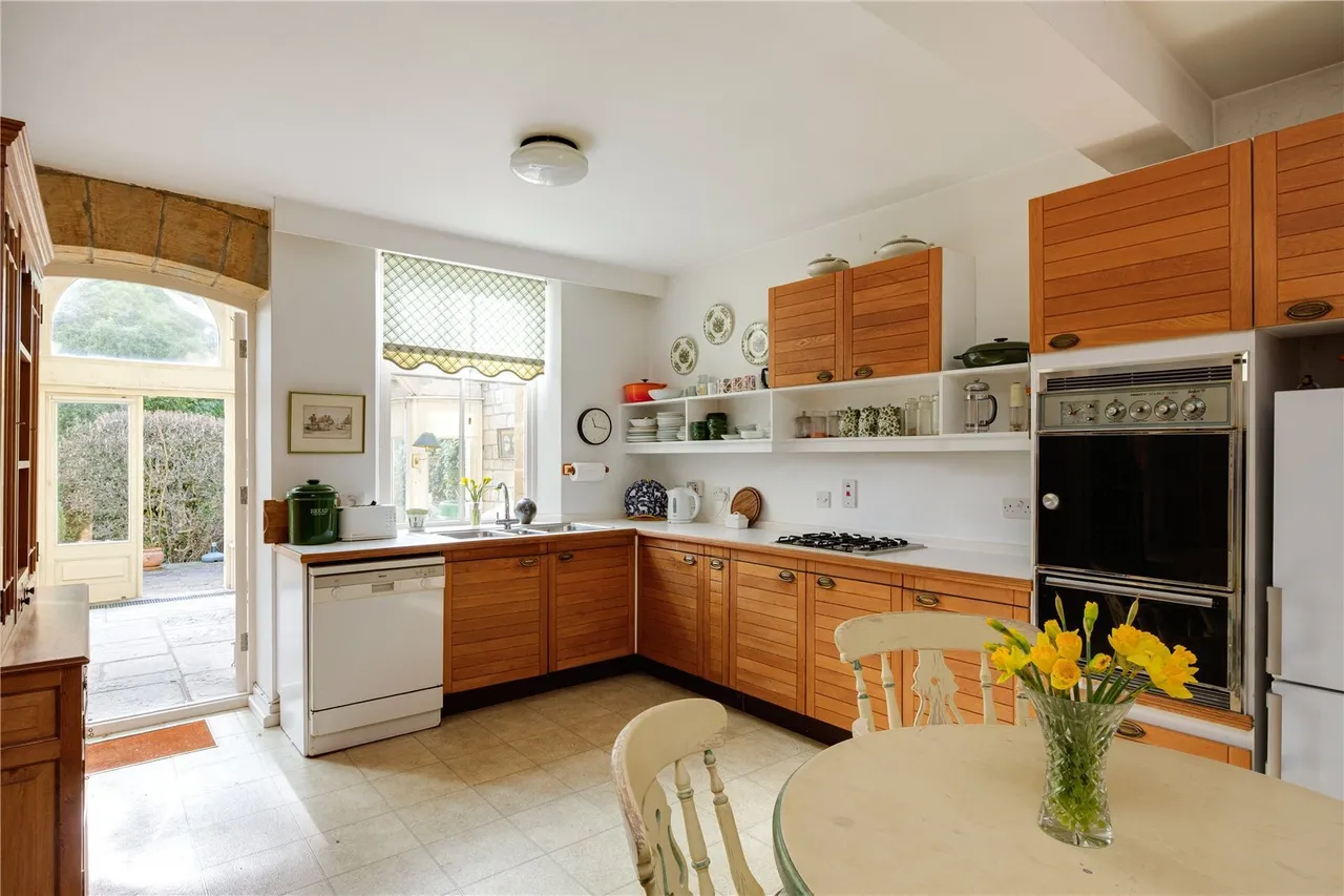 St. Swithins Road, Sherborne, DT9, photo 6