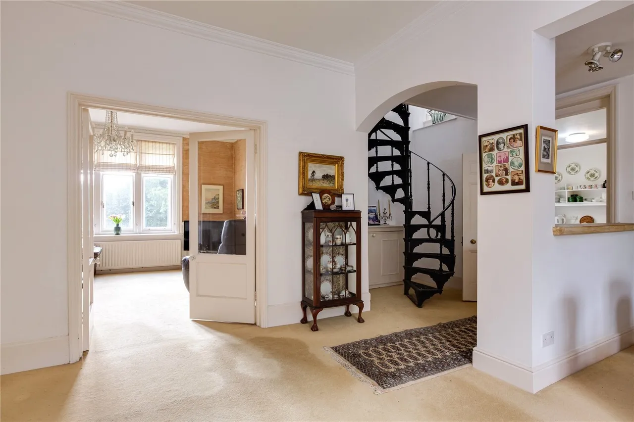 St. Swithins Road, Sherborne, DT9, photo 7
