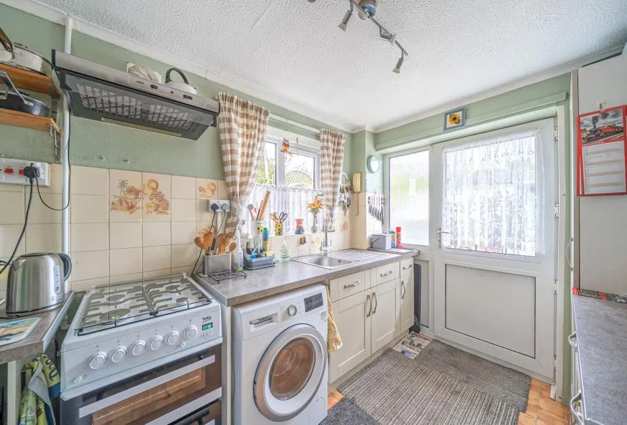 Limber Hill, Wymans Brook, GL50, photo 8