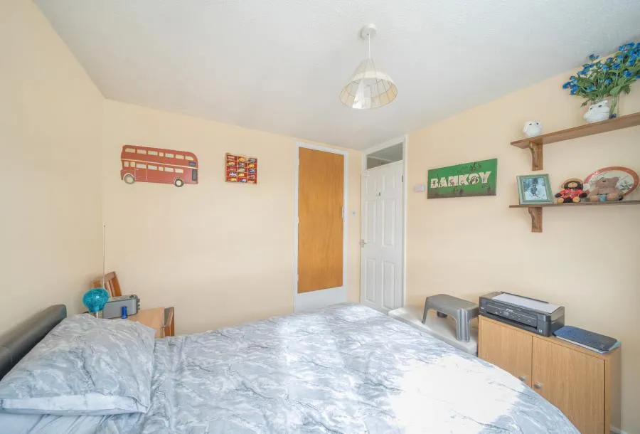 Limber Hill, Wymans Brook, GL50, photo 4