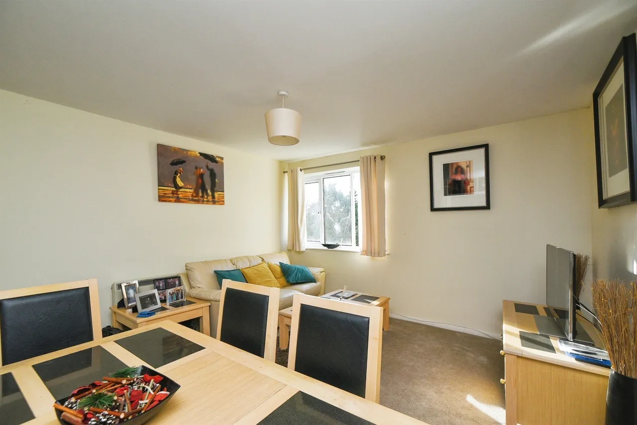 Castle Street, Calne, SN11, photo 10