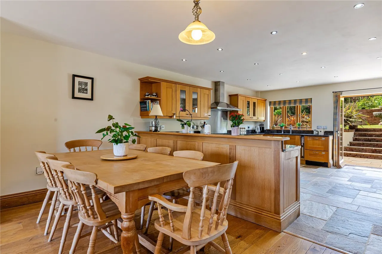 Bascombe Road, Churston Ferrers, TQ5, photo 4