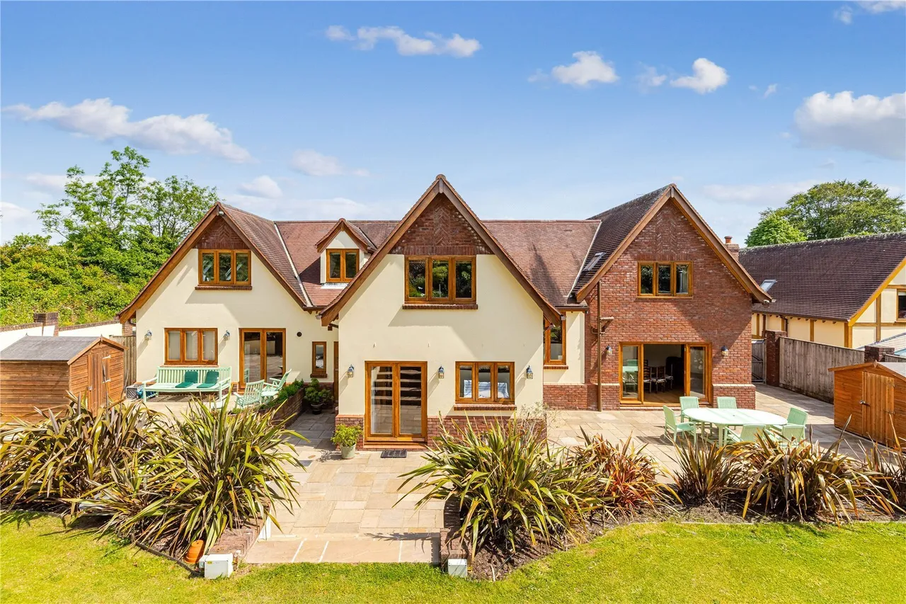 Bascombe Road, Churston Ferrers, TQ5, photo 17