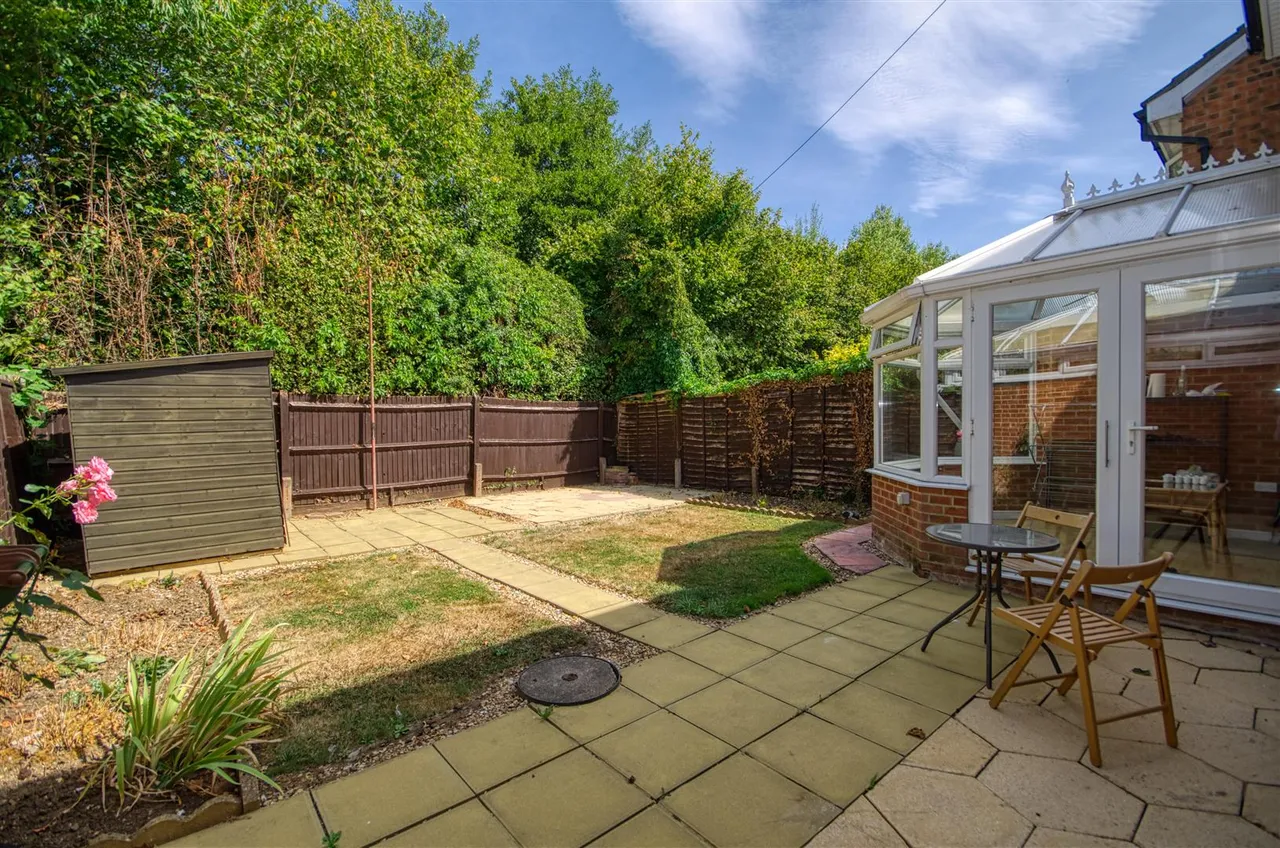 Marlborough Gardens, Southampton, SO30 2UT, photo 2
