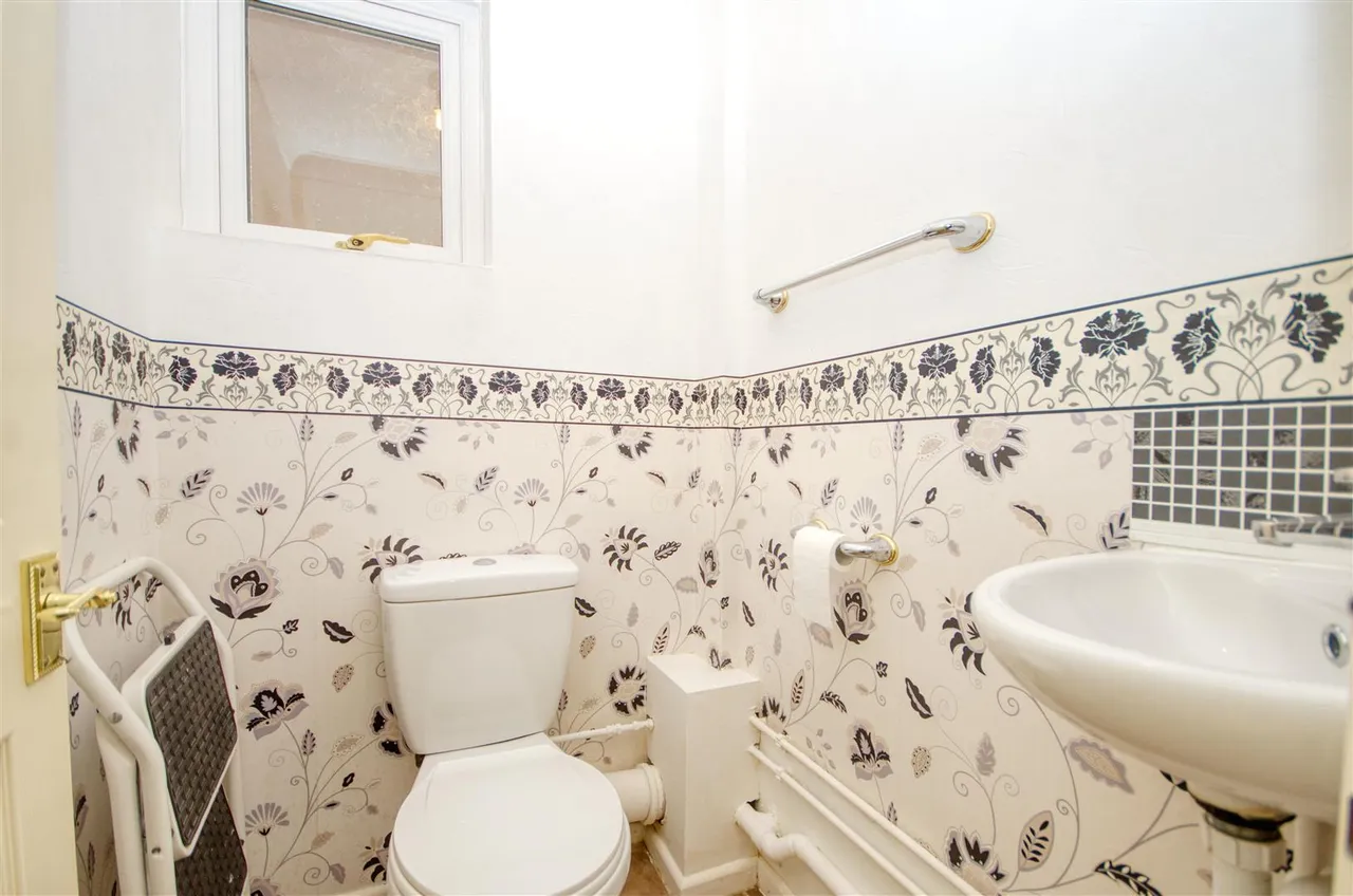 Marlborough Gardens, Southampton, SO30 2UT, photo 9