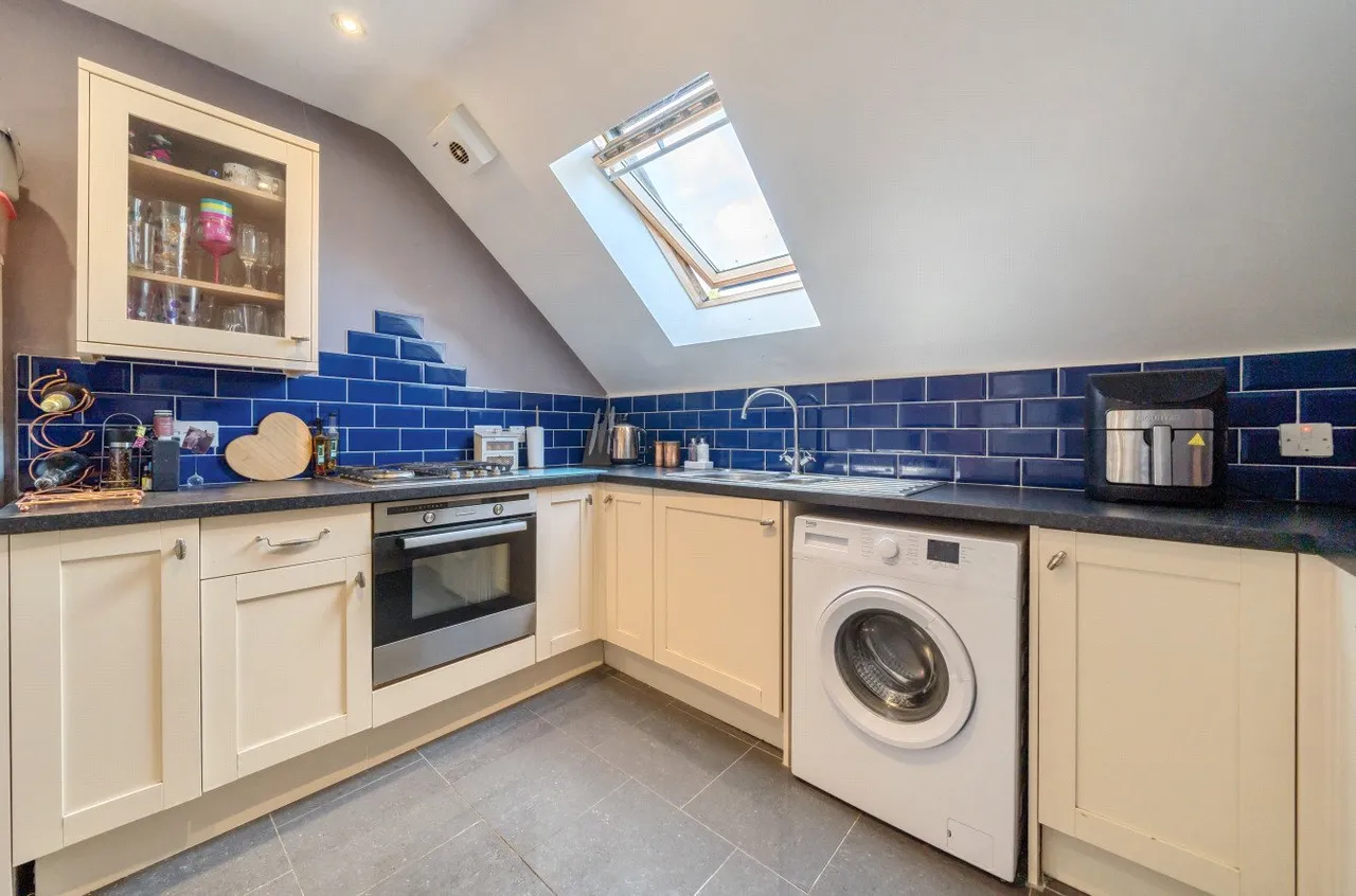Roebuck Estate, Binfield, Bracknell, Berkshire, RG42 4DD, photo 5