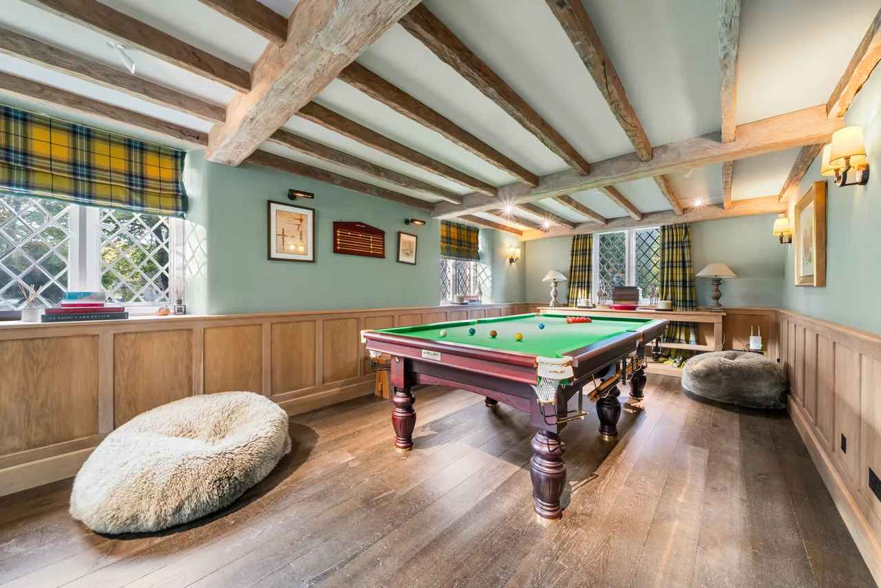 Swinbrook Place, Swinbrook, OX18, photo 9