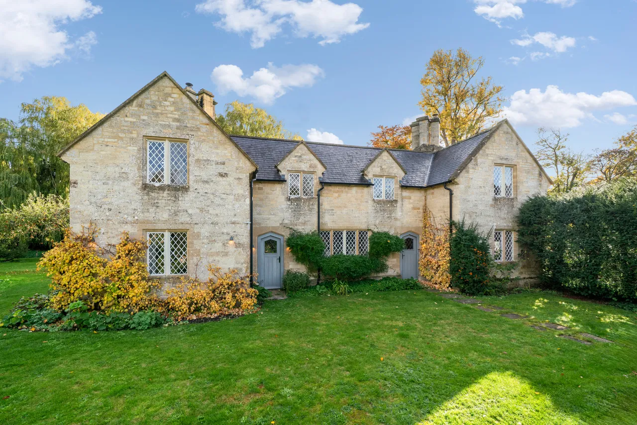 Swinbrook Place, Swinbrook, OX18, photo 24