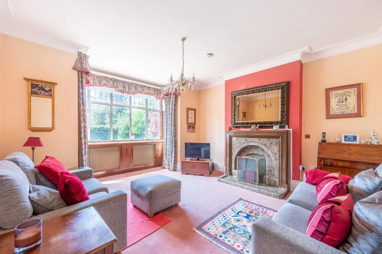 72 Donnington Road, London, photo 12