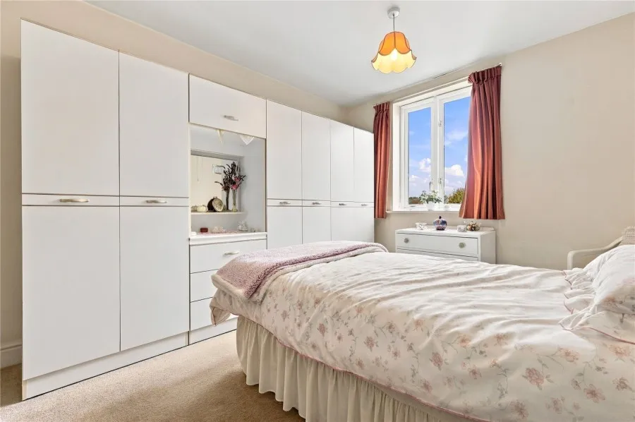 with 2 bedrooms in Saffron Walden, CB11, photo 8