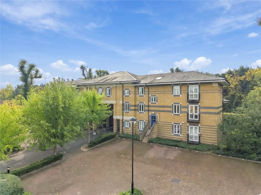 with 2 bedrooms in Saffron Walden, CB11, photo 11