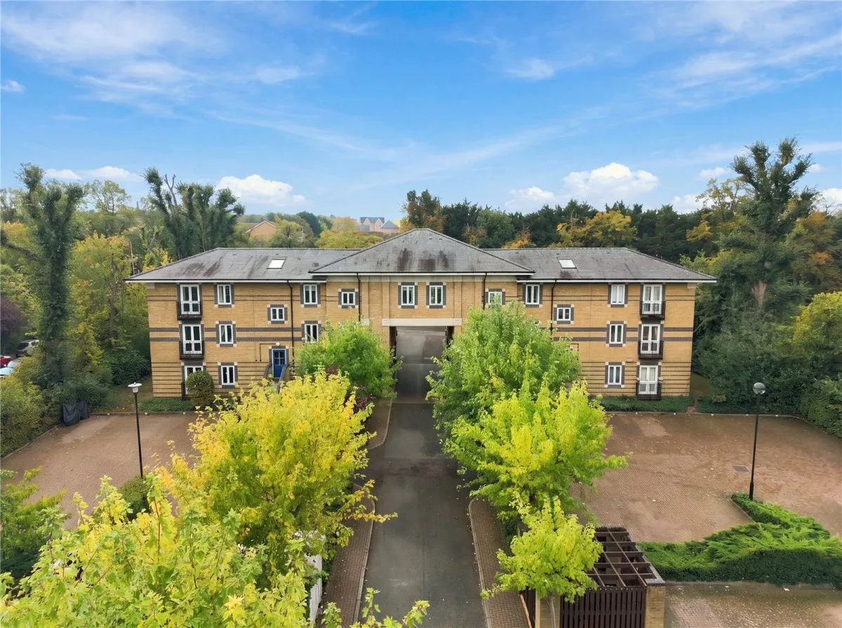 2 bed flat for sale, with 2 bedrooms in Saffron Walden, CB11