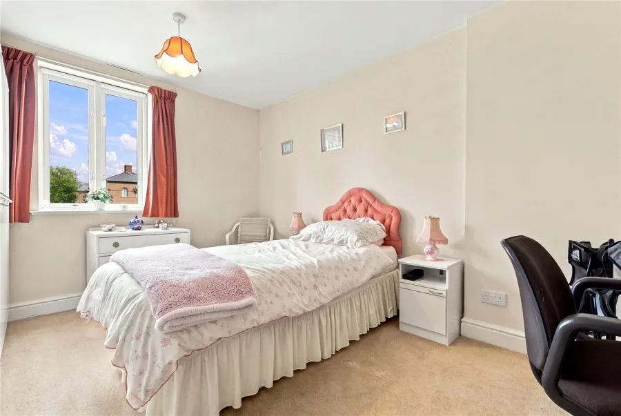 with 2 bedrooms in Saffron Walden, CB11, photo 14