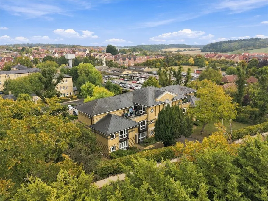 with 2 bedrooms in Saffron Walden, CB11, photo 10