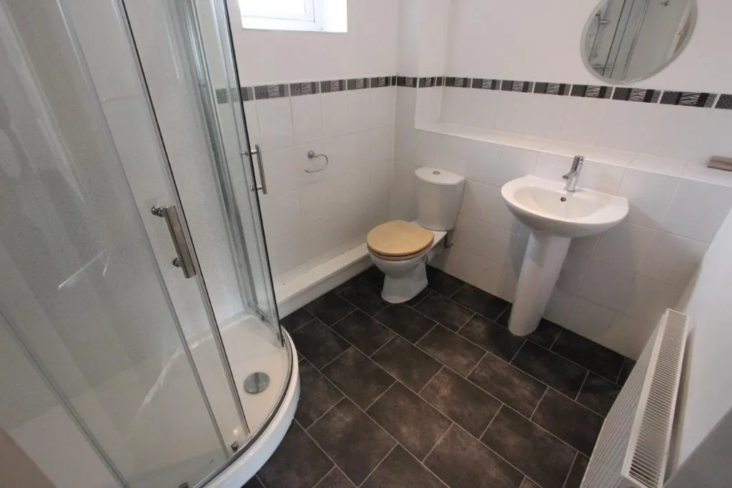 Mossley Road, Ashton-Under-Lyne, OL6, photo 5