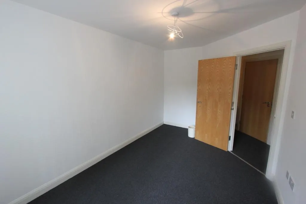 Mossley Road, Ashton-Under-Lyne, OL6, photo 4
